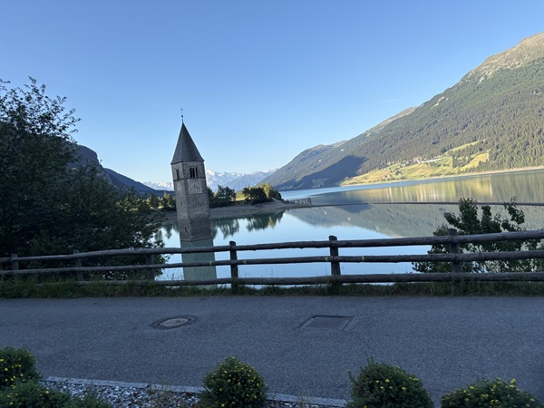 3LG F2 DER Kirchturm rofun